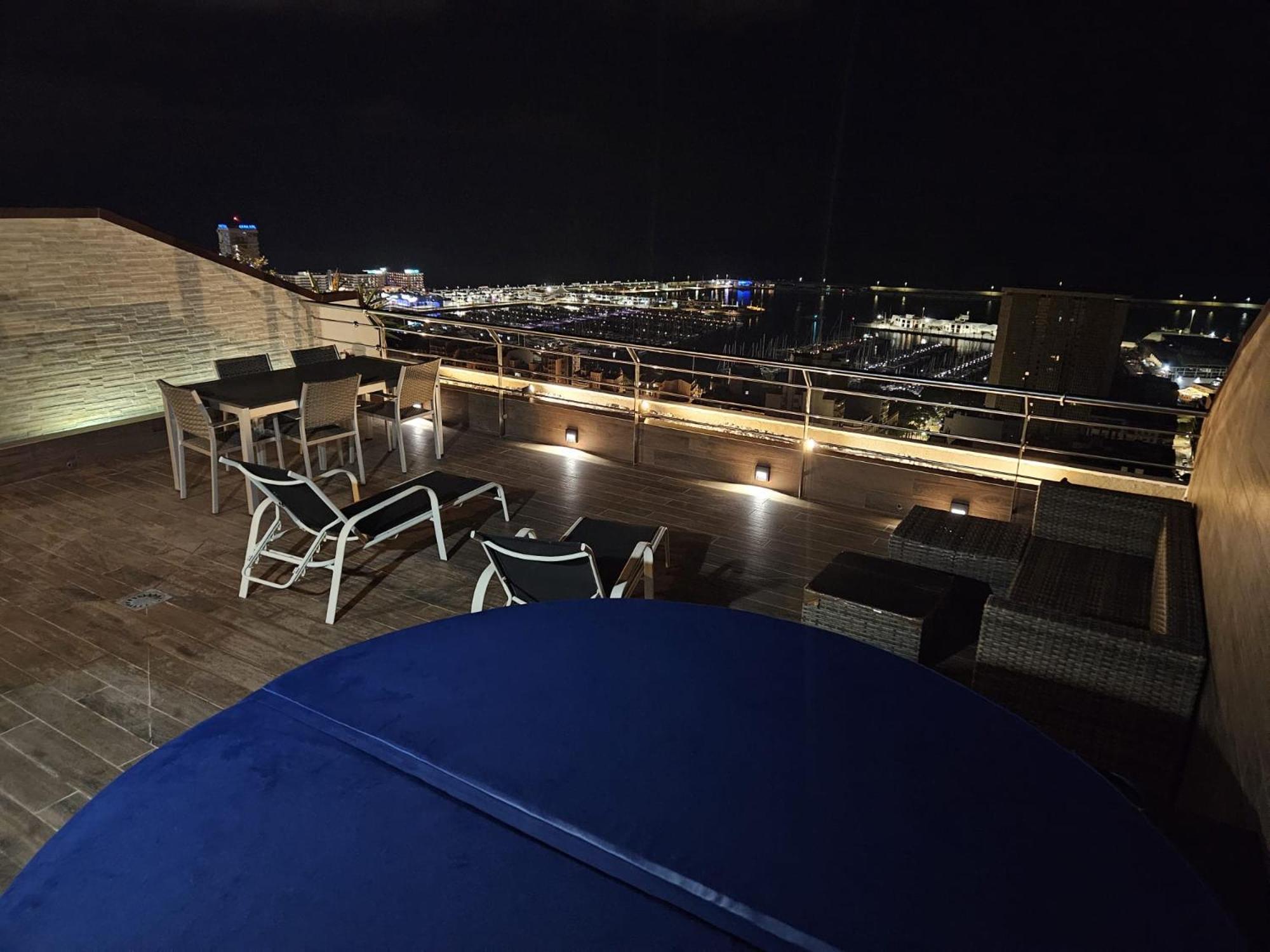 El Atico Apartment Alicante Bagian luar foto